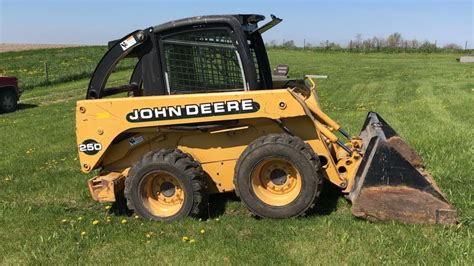 john deere skid steer stolen